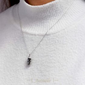 Pendant totemblack inside