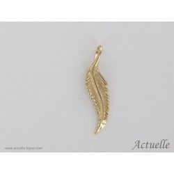 Pluma 7x28