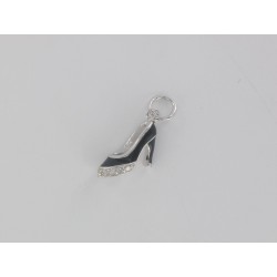 Enameled black shoes with zirconium