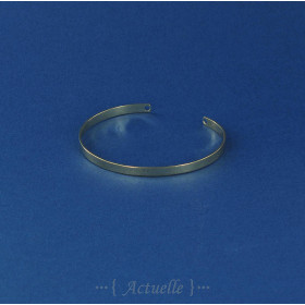 Small thread fastener & round holes bangle GP