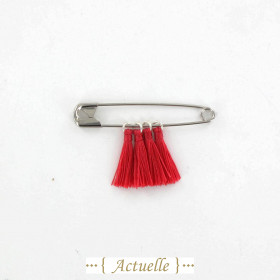 Poppy red tassel