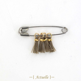 Green small tassel GP
