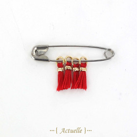 Poppy red small tassel GP