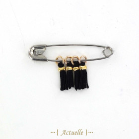 Black small tassel GP