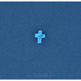 Croix 3D imitation opale bleu