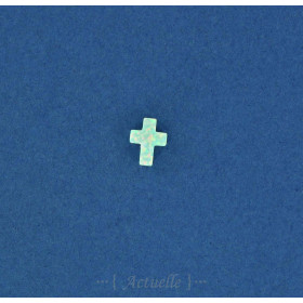 Croix 3D imitation opale verte